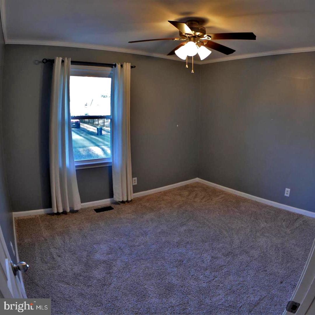 VISTA WOODS - Residential Lease