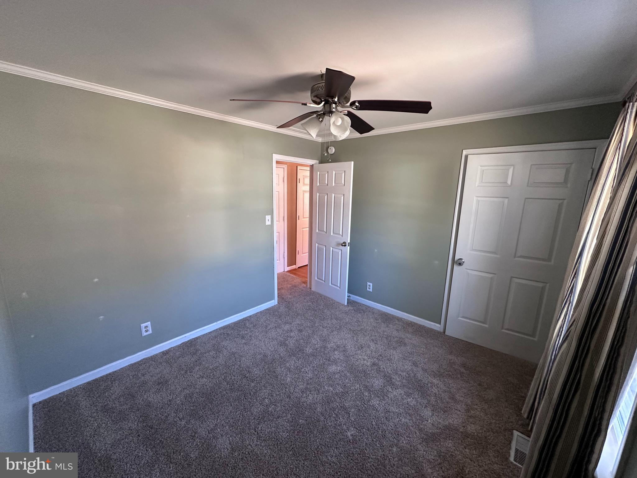 VISTA WOODS - Residential Lease