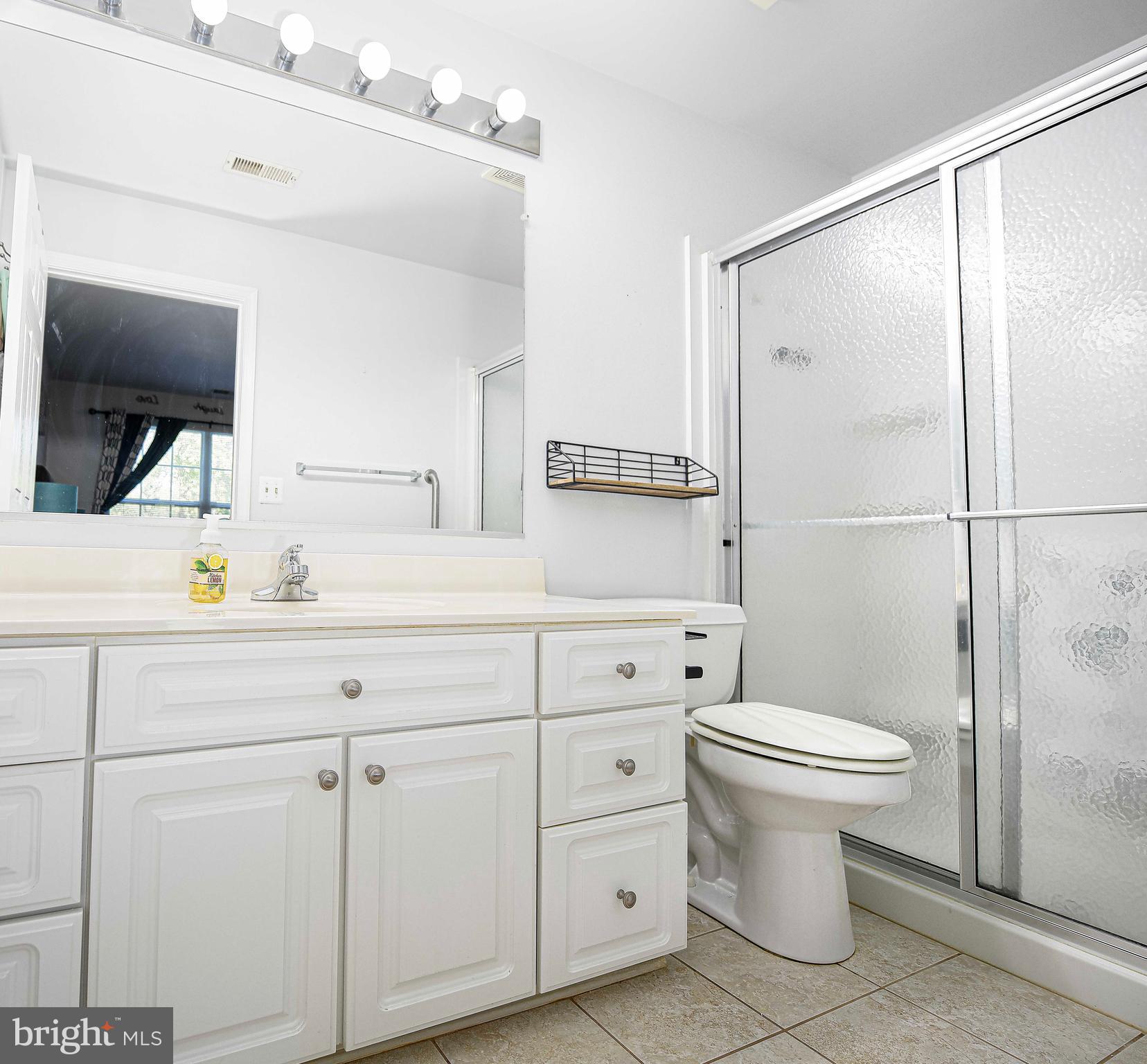 LAURELS CONDO - Residential