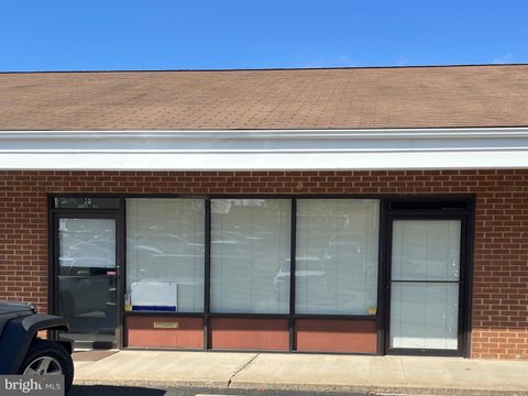 75 W LEE STREET 103 WARRENTON VA 20186