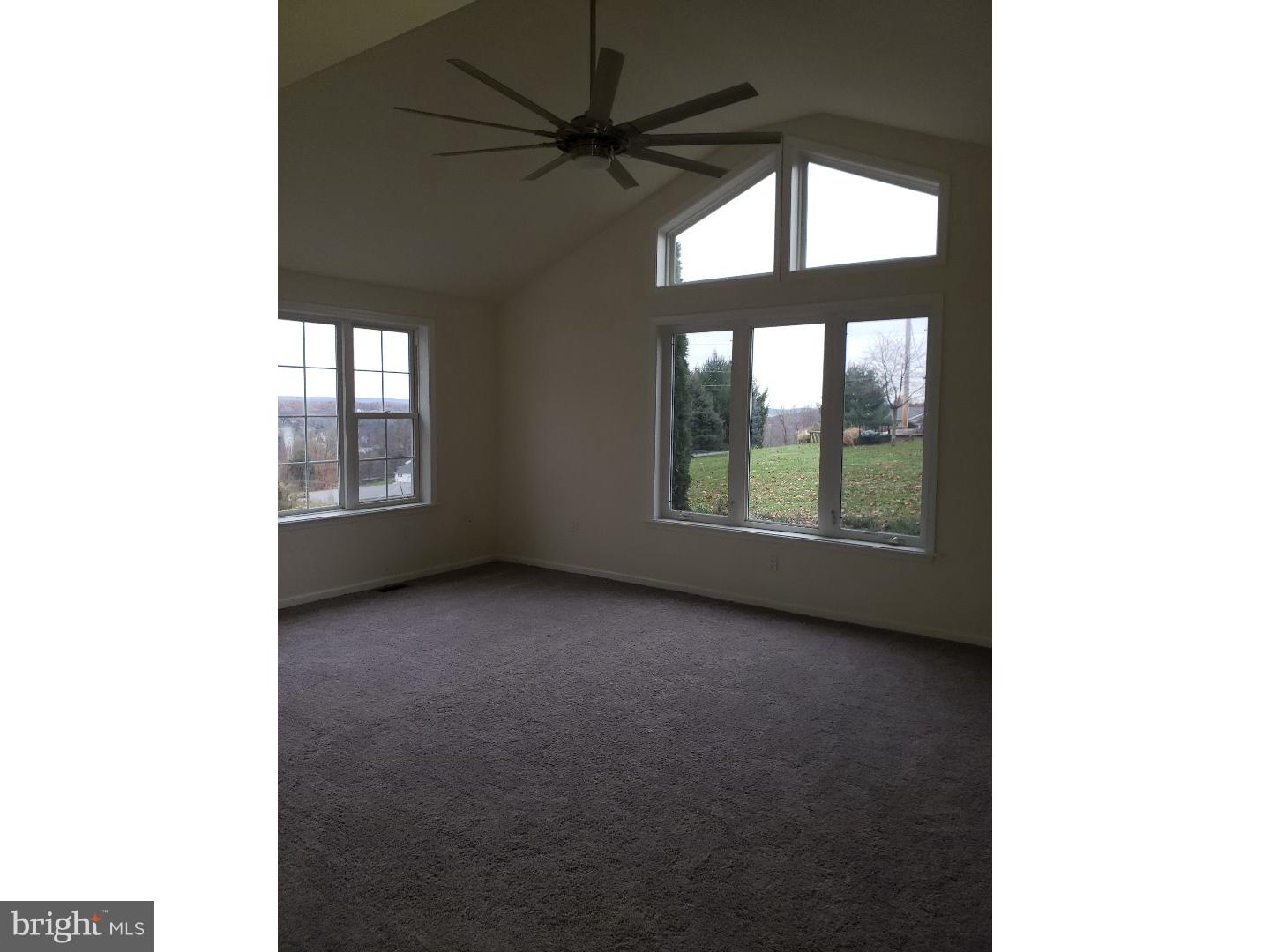 LAKE WYNONAH - Residential