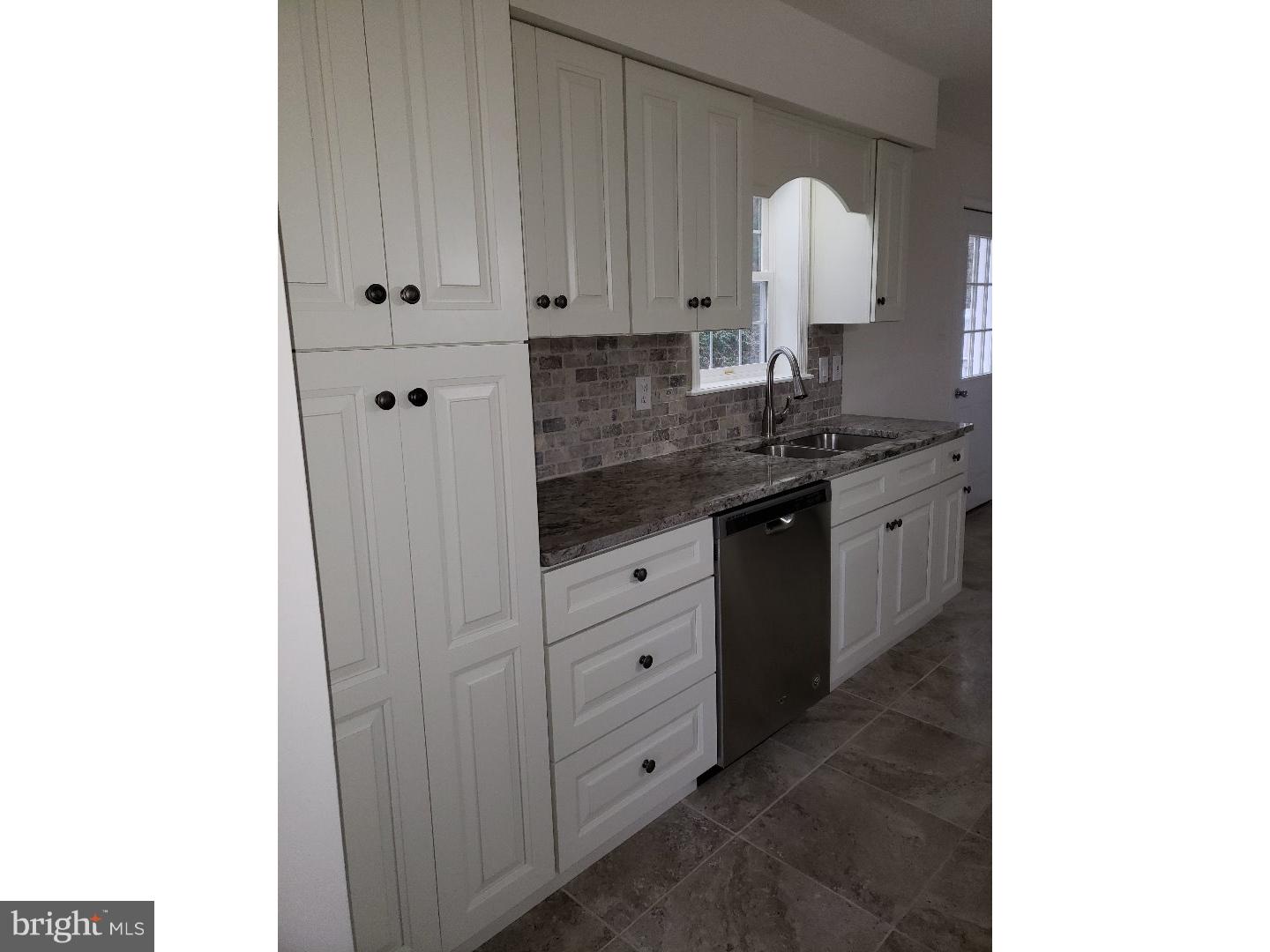 LAKE WYNONAH - Residential