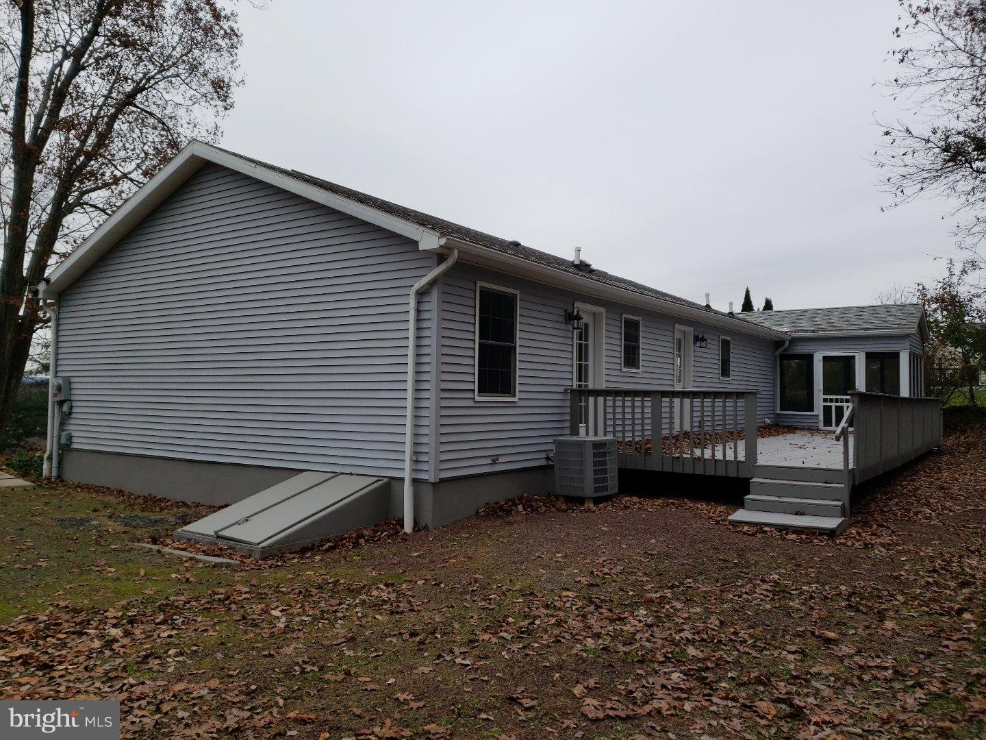 LAKE WYNONAH - Residential