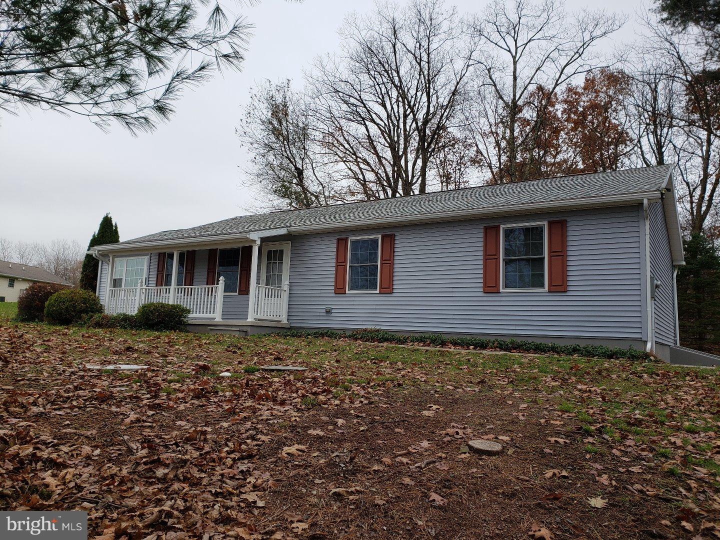 LAKE WYNONAH - Residential