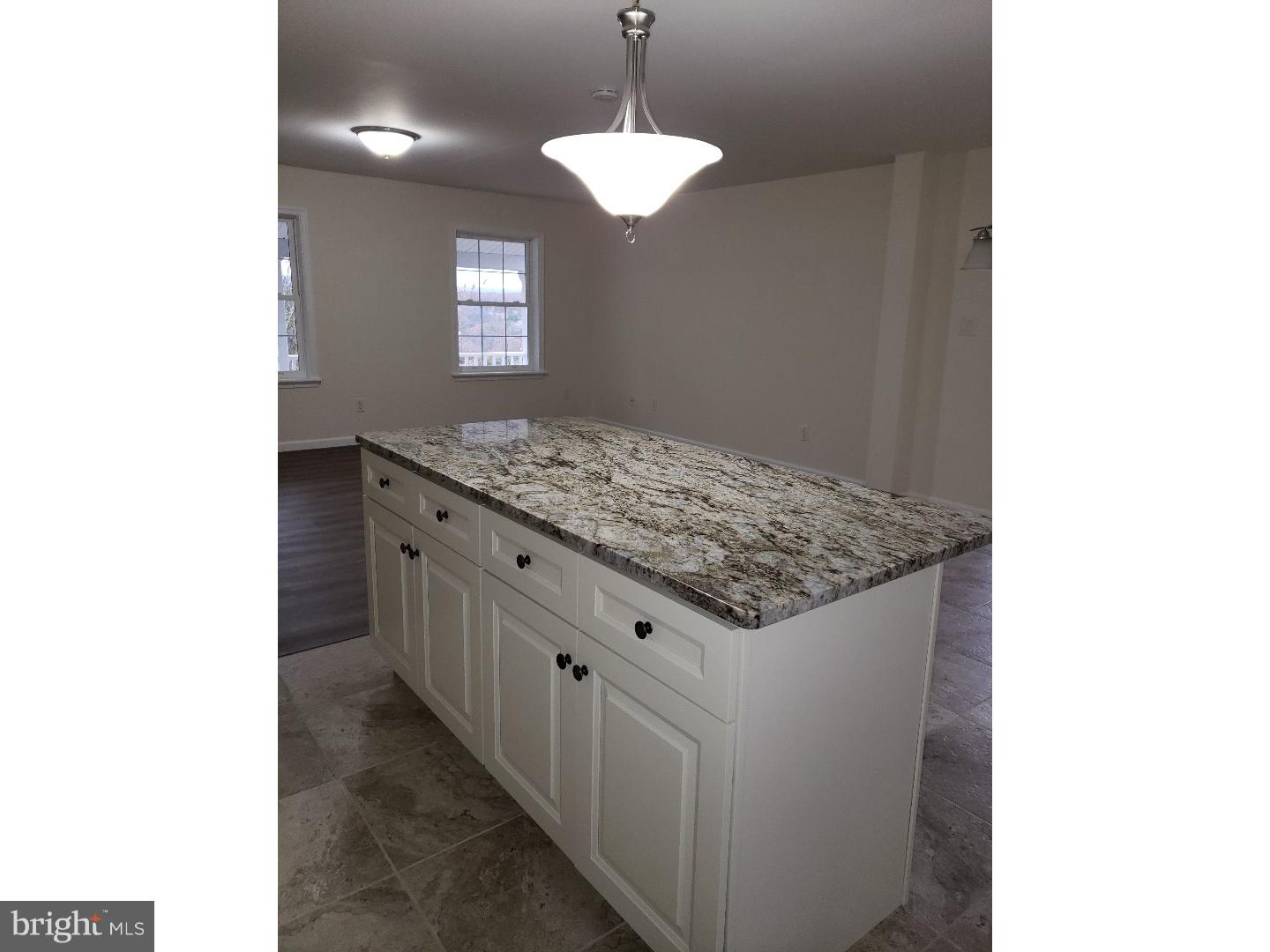 LAKE WYNONAH - Residential