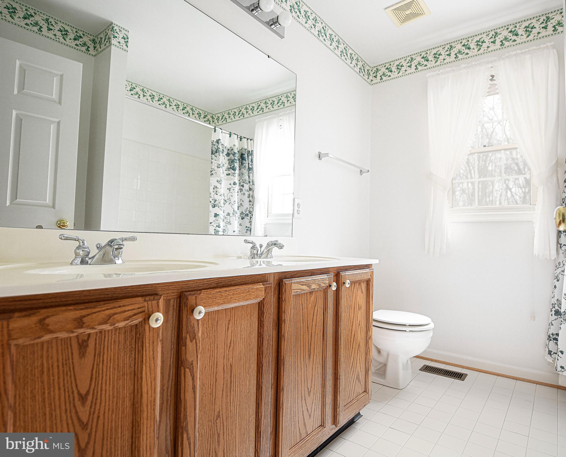 DURHAM MANOR - Residential