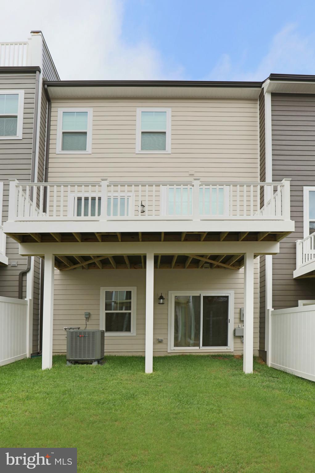 POTOMAC SHORES - Residential Lease