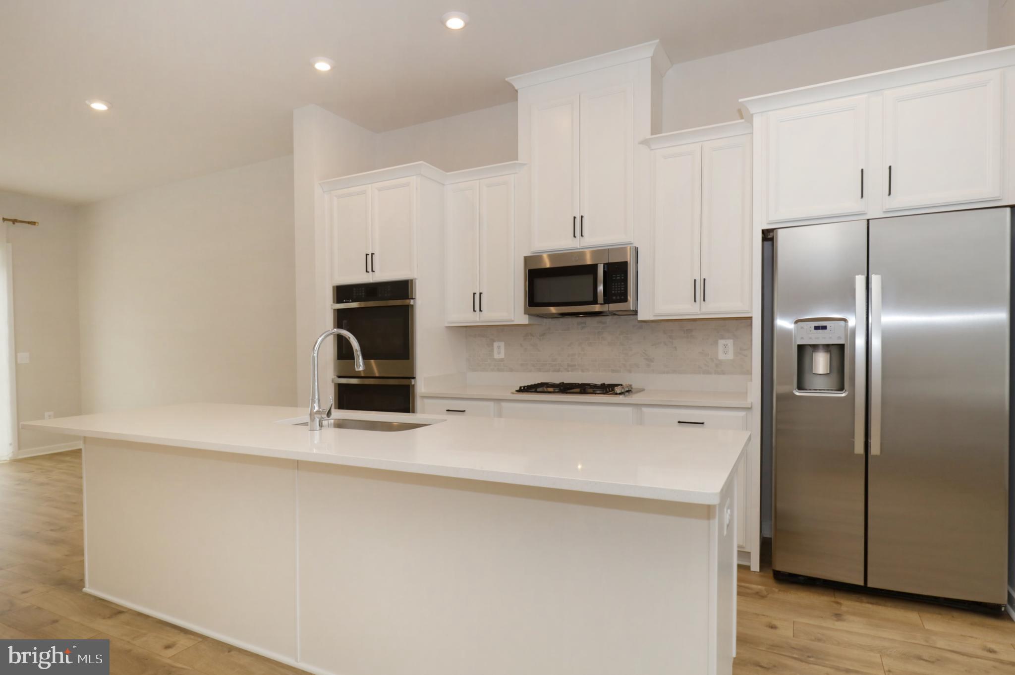 POTOMAC SHORES - Residential Lease