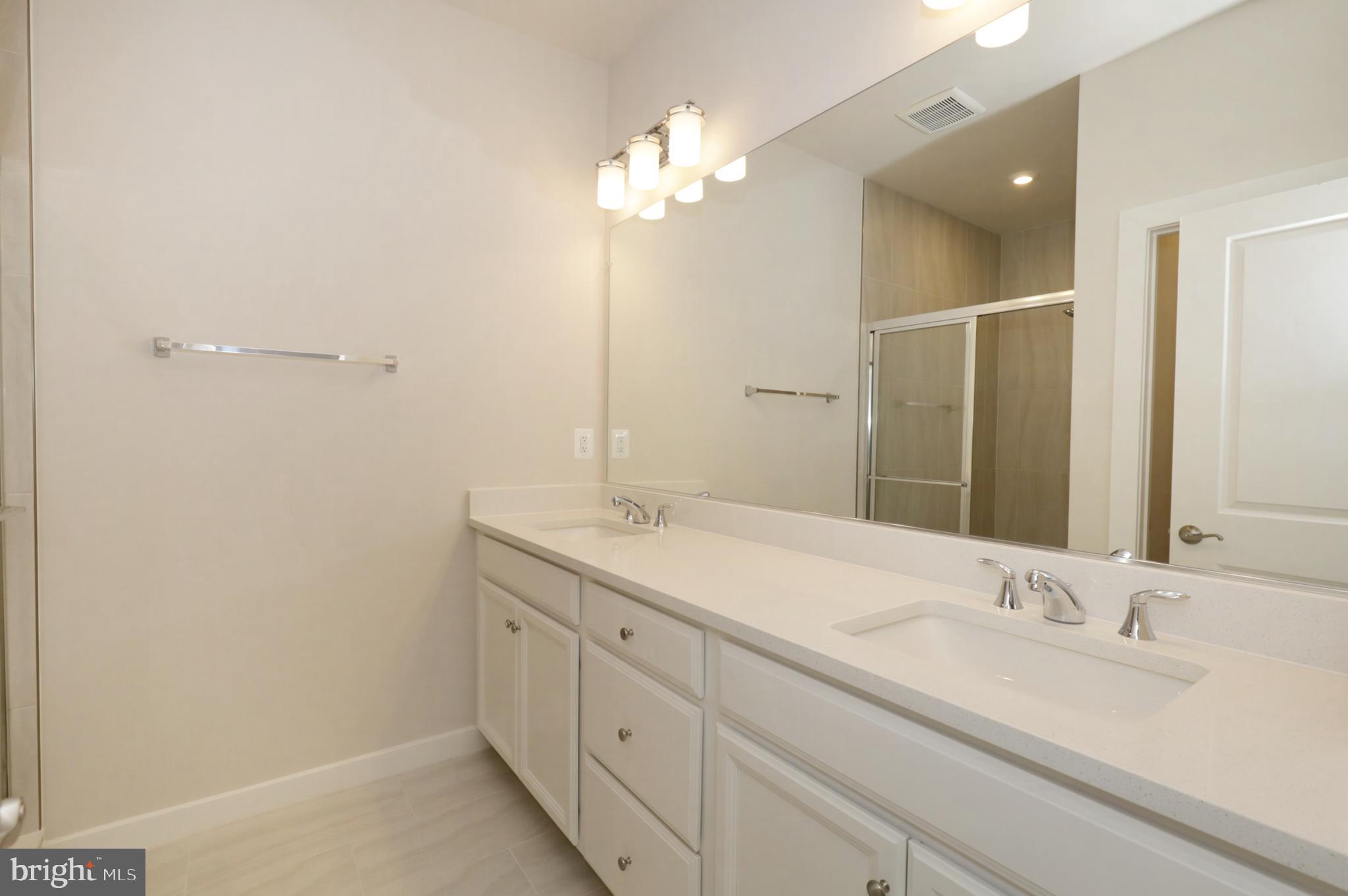 POTOMAC SHORES - Residential Lease