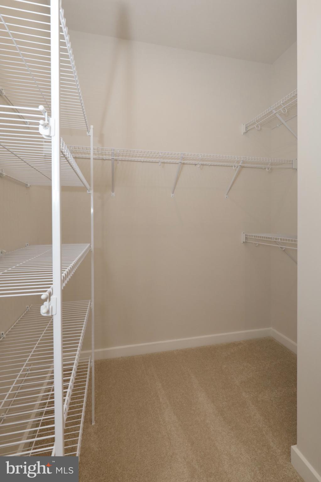 POTOMAC SHORES - Residential Lease