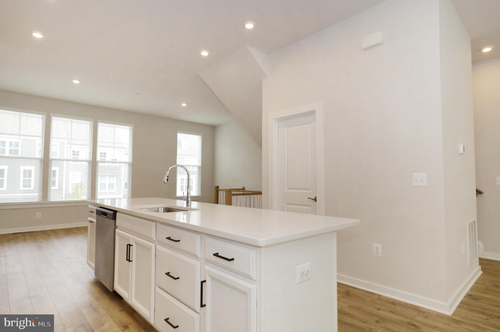 POTOMAC SHORES - Residential Lease