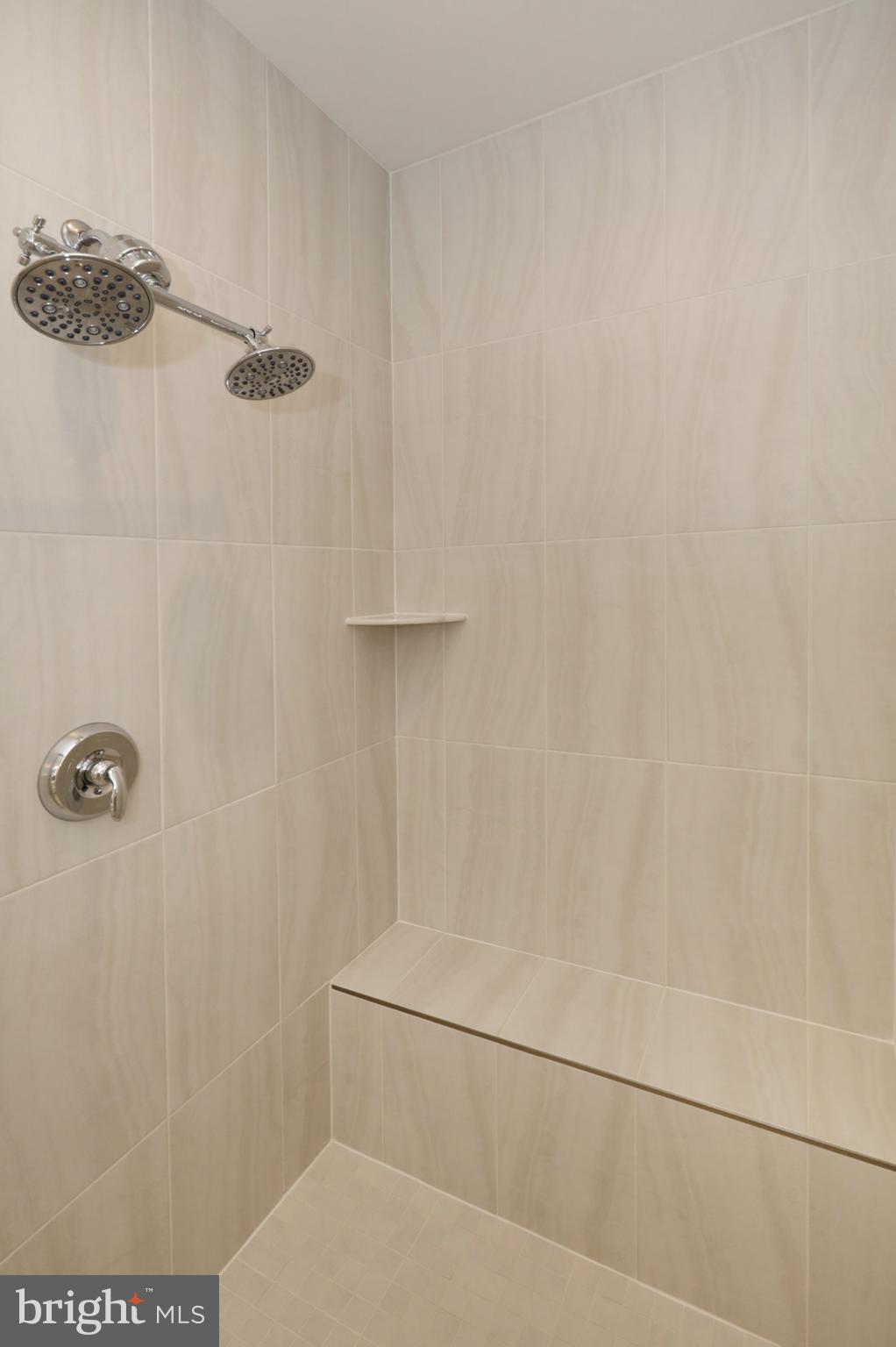 POTOMAC SHORES - Residential Lease