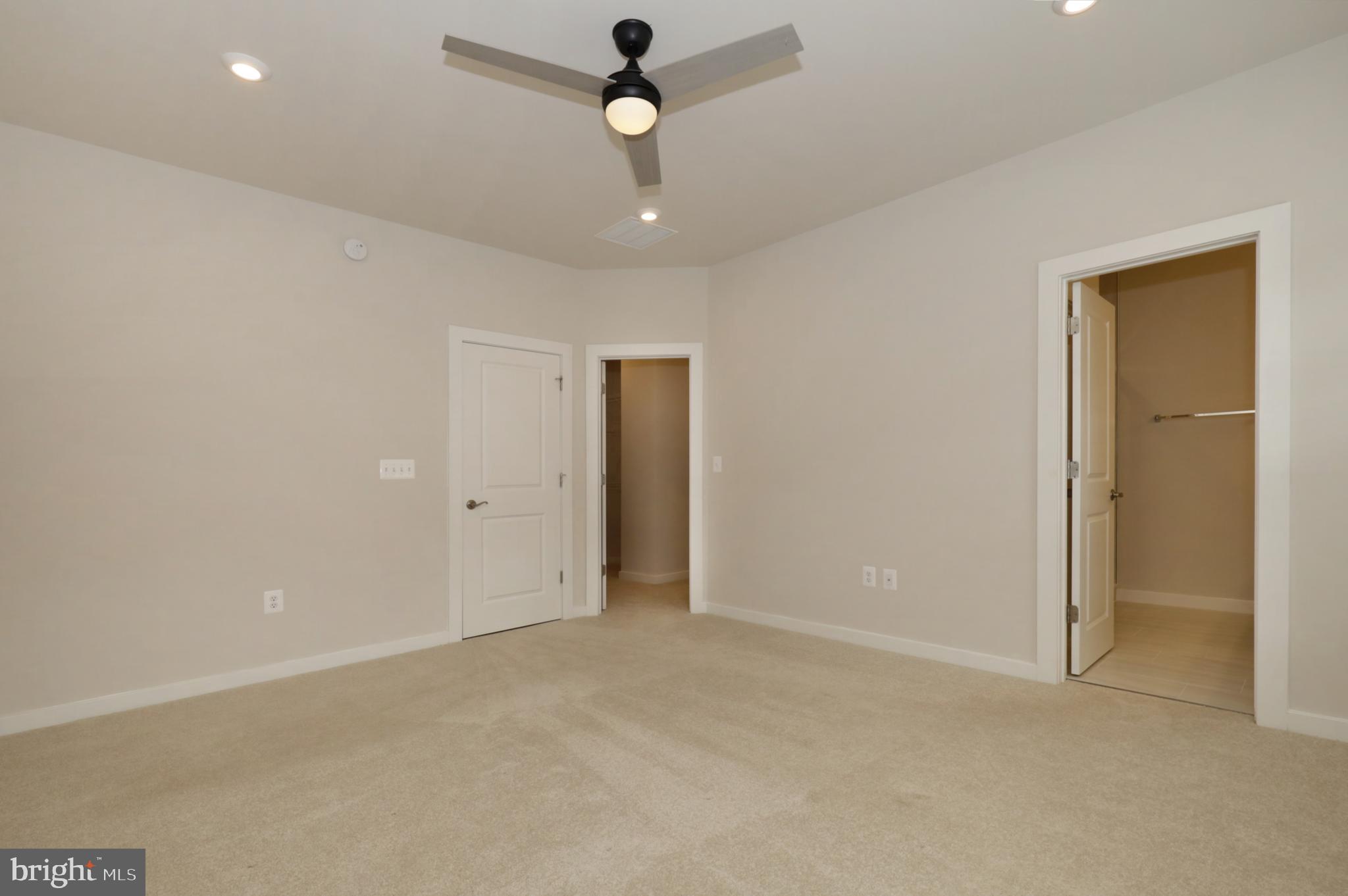 POTOMAC SHORES - Residential Lease