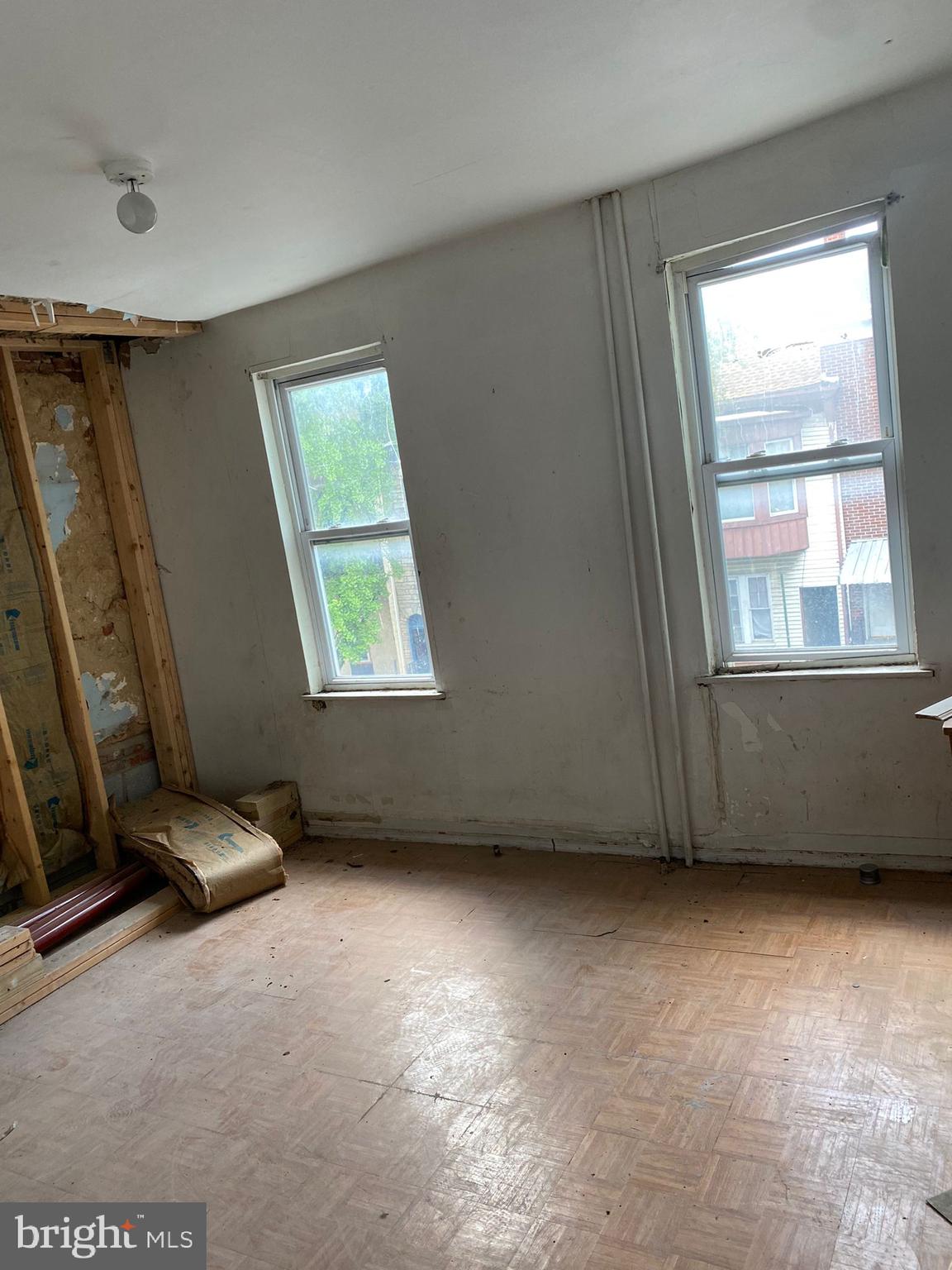 1010 WALNUT STREET