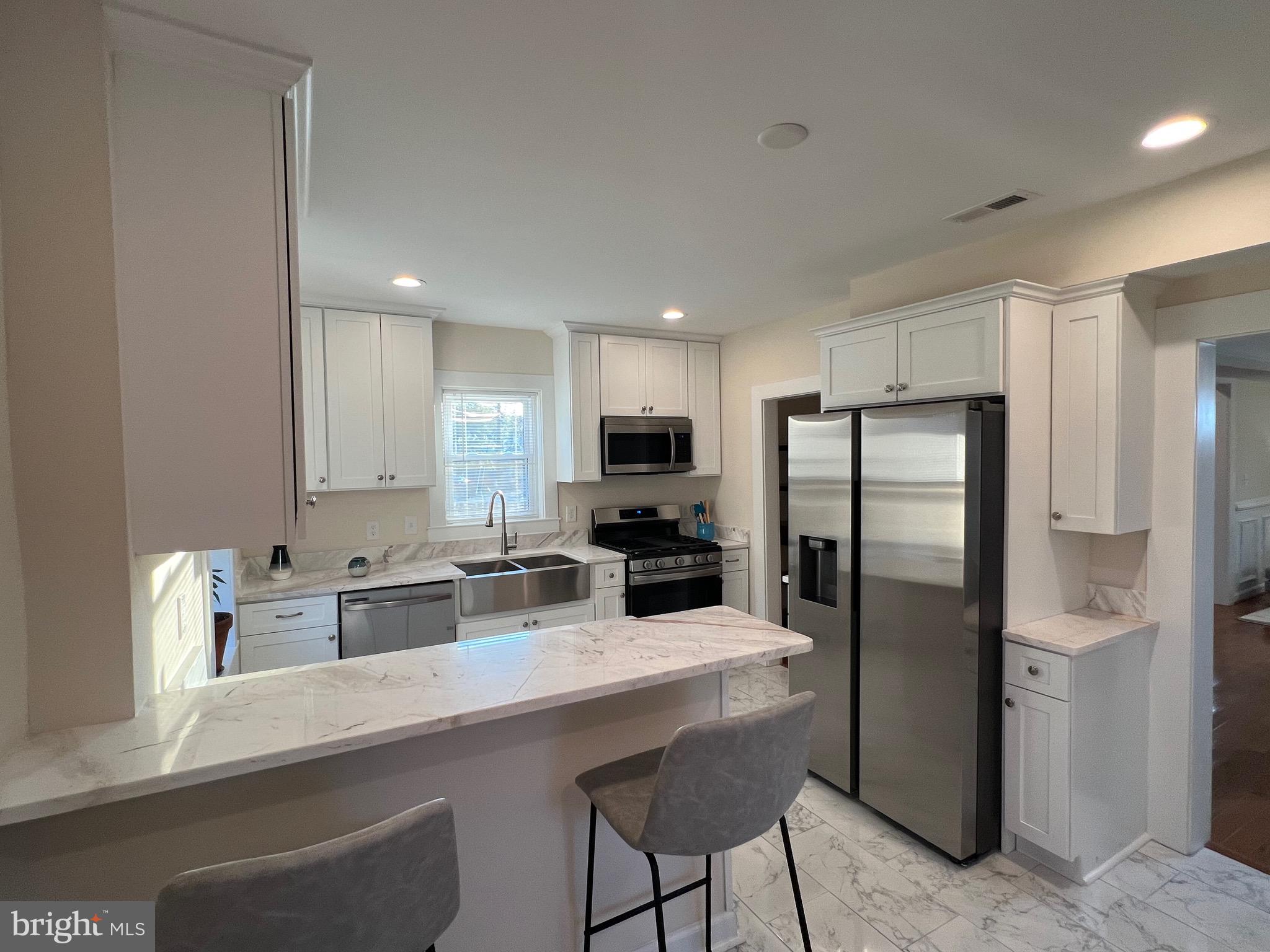 DOWNTOWN FREDERICKSBURG - Residential Lease