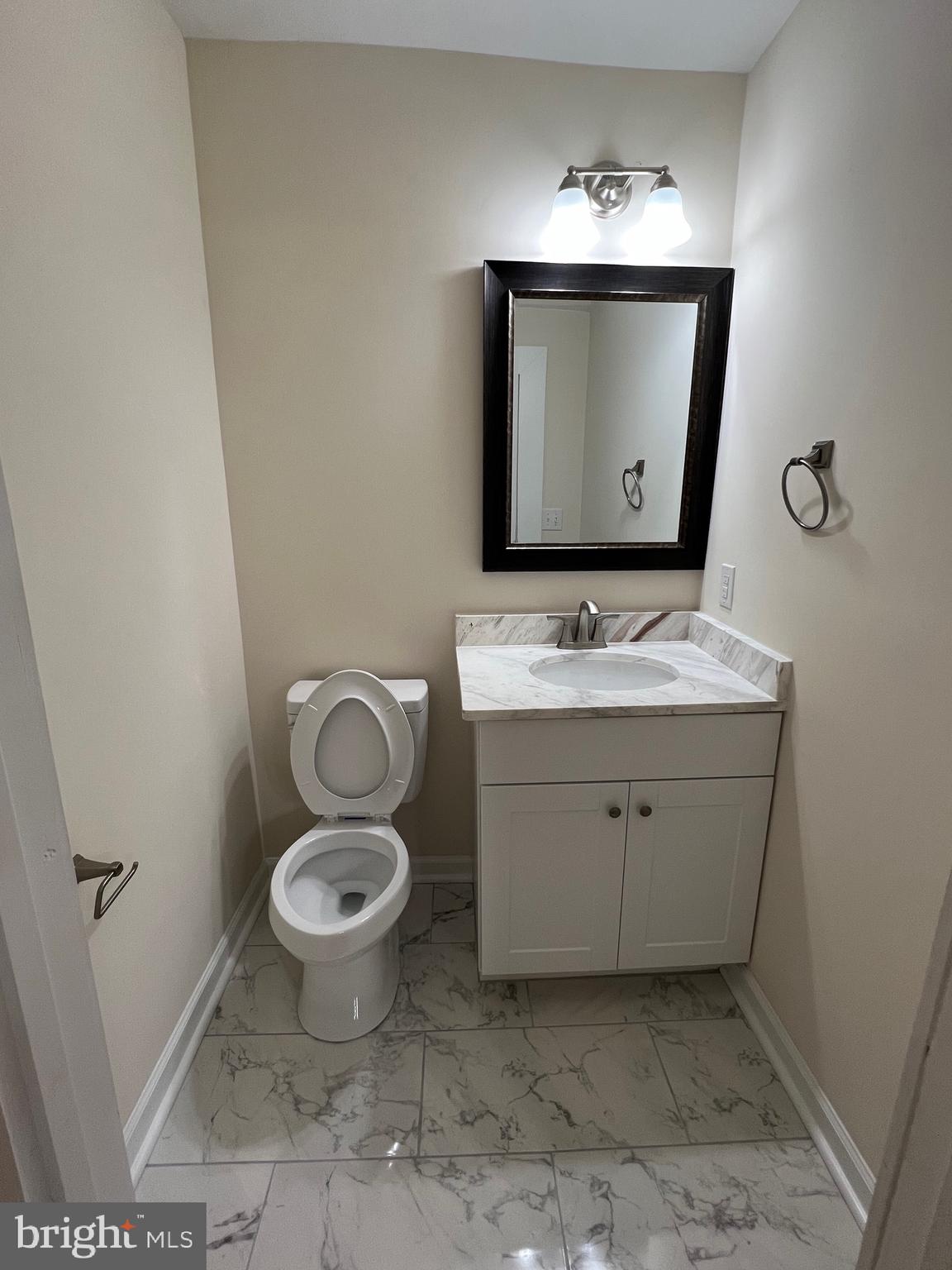 DOWNTOWN FREDERICKSBURG - Residential Lease