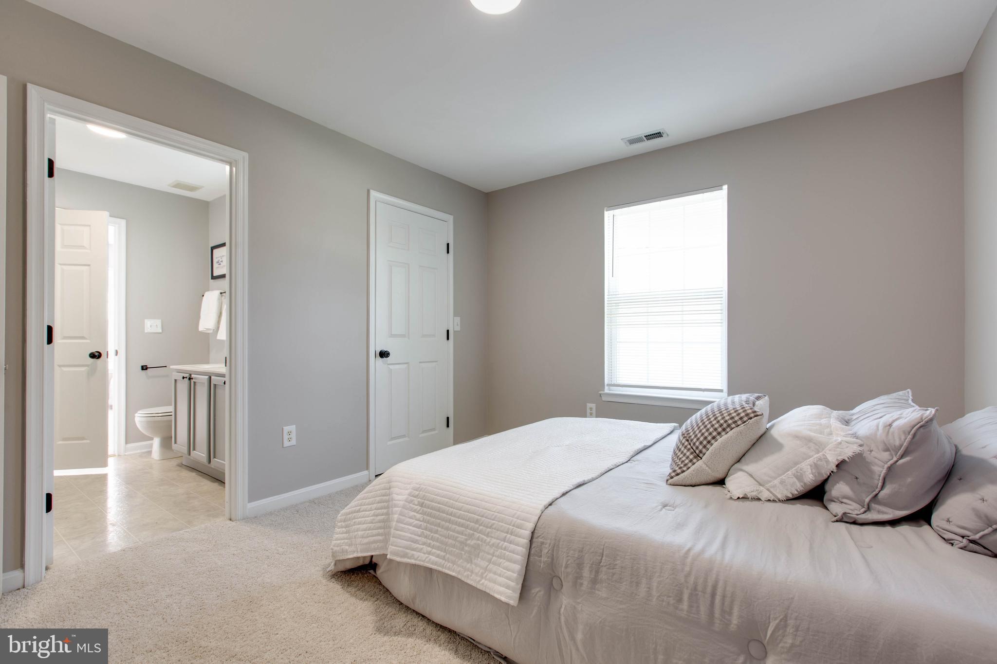 BOUYERS LANDING - Residential