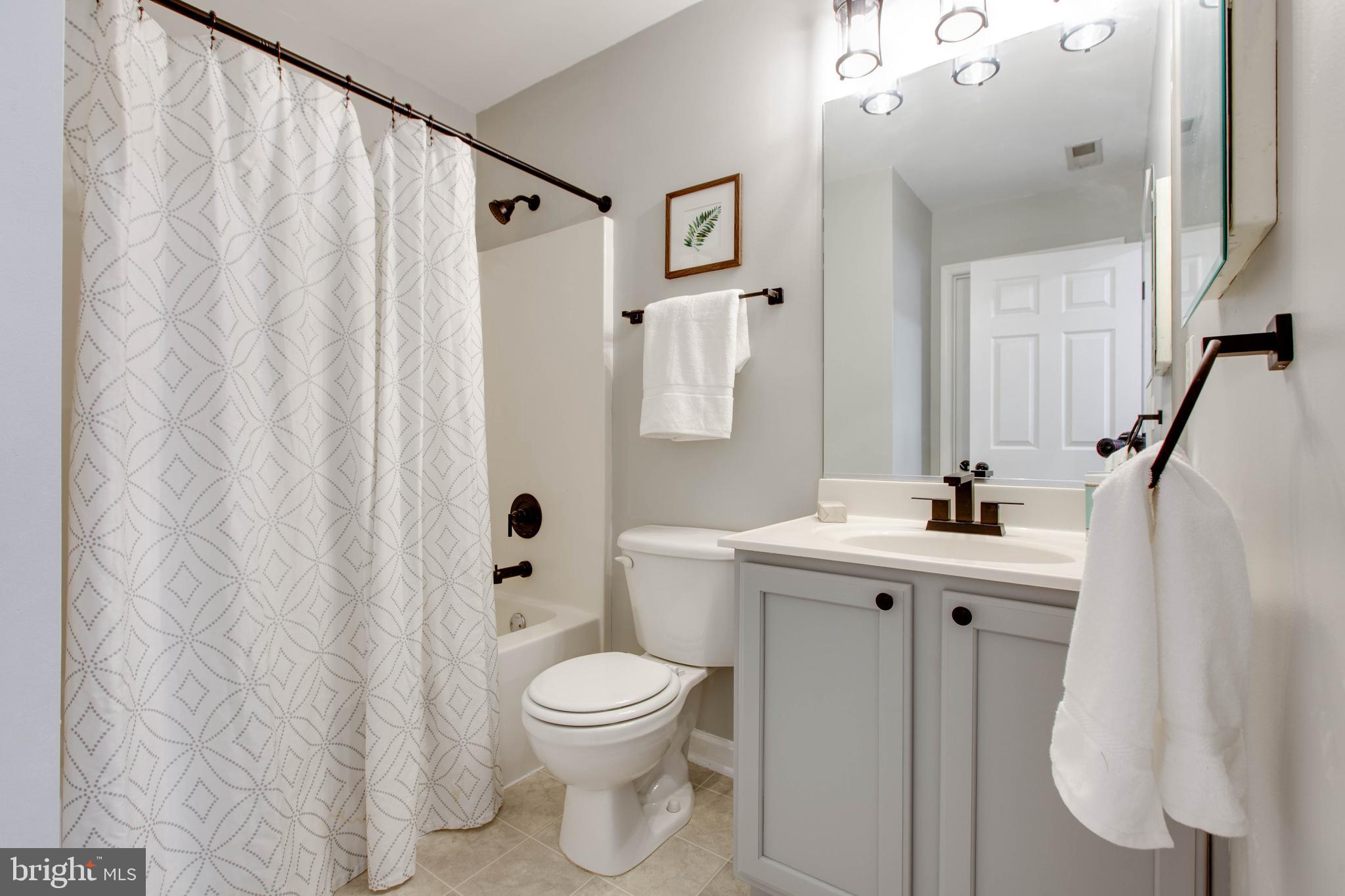 BOUYERS LANDING - Residential