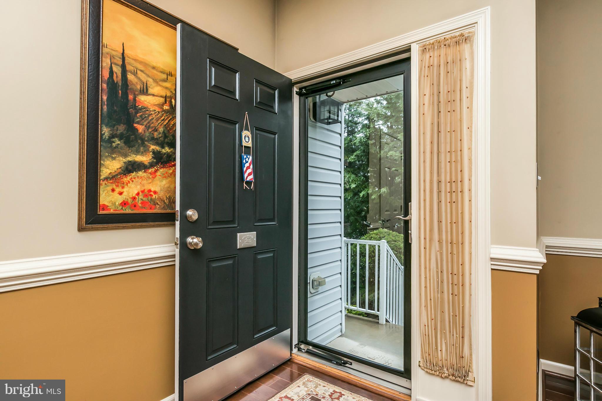 LOU MAR ESTATES - Residential