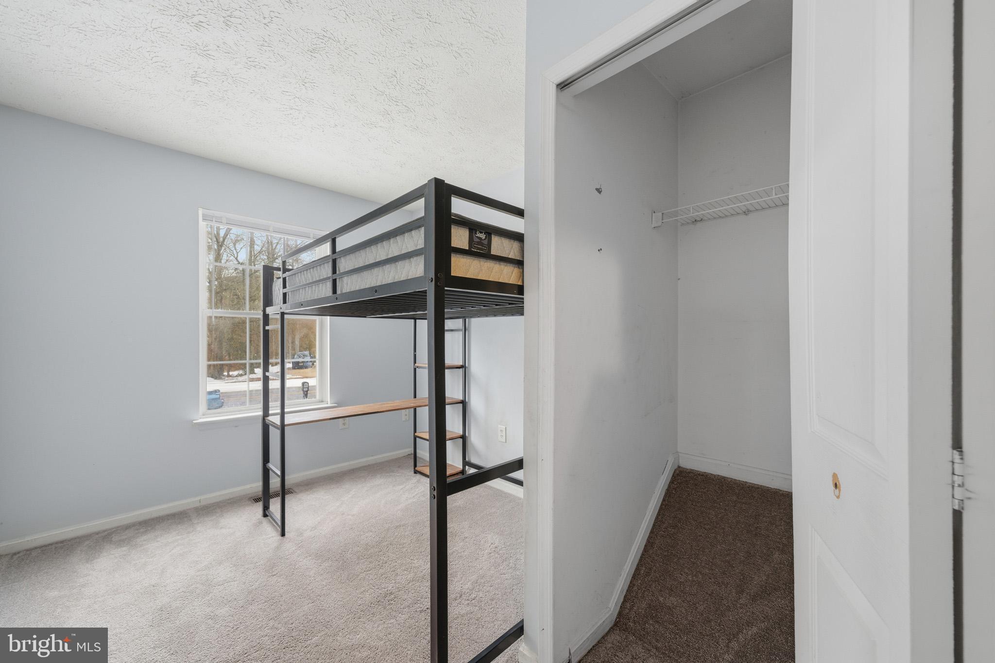 ESSEX SOUTH - Residential