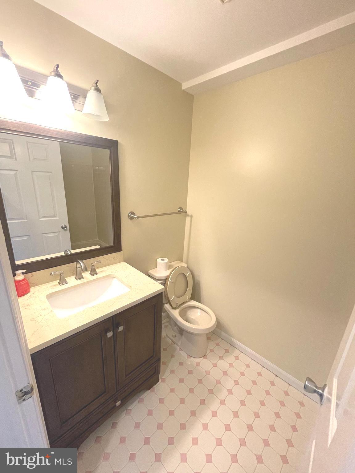 CHESTERBROOK - Residential Lease