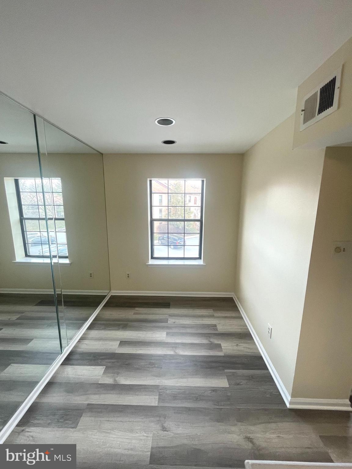 CHESTERBROOK - Residential Lease