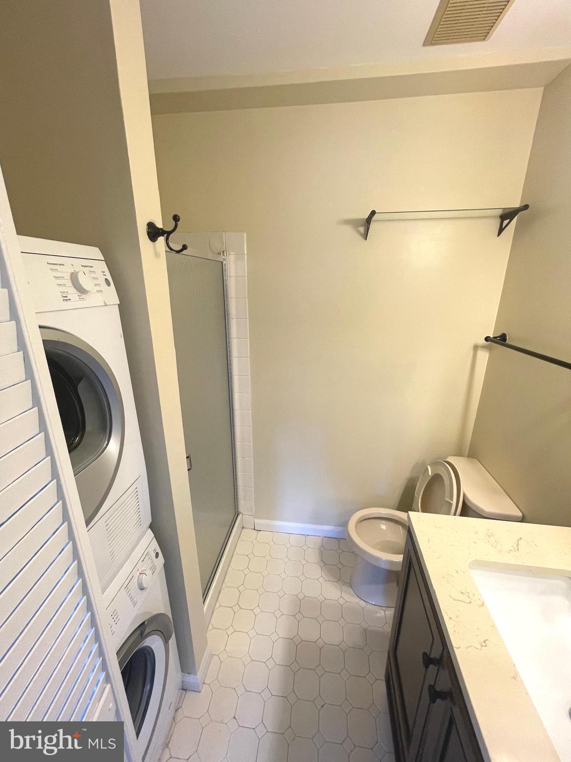 CHESTERBROOK - Residential Lease