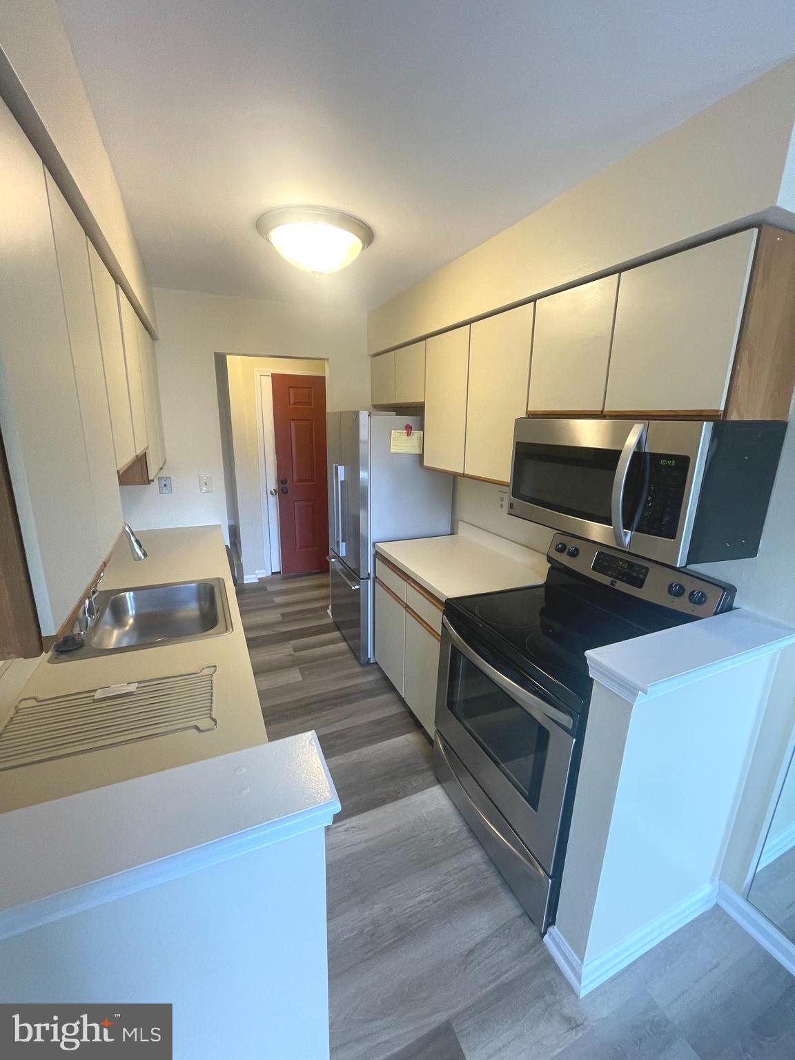 CHESTERBROOK - Residential Lease