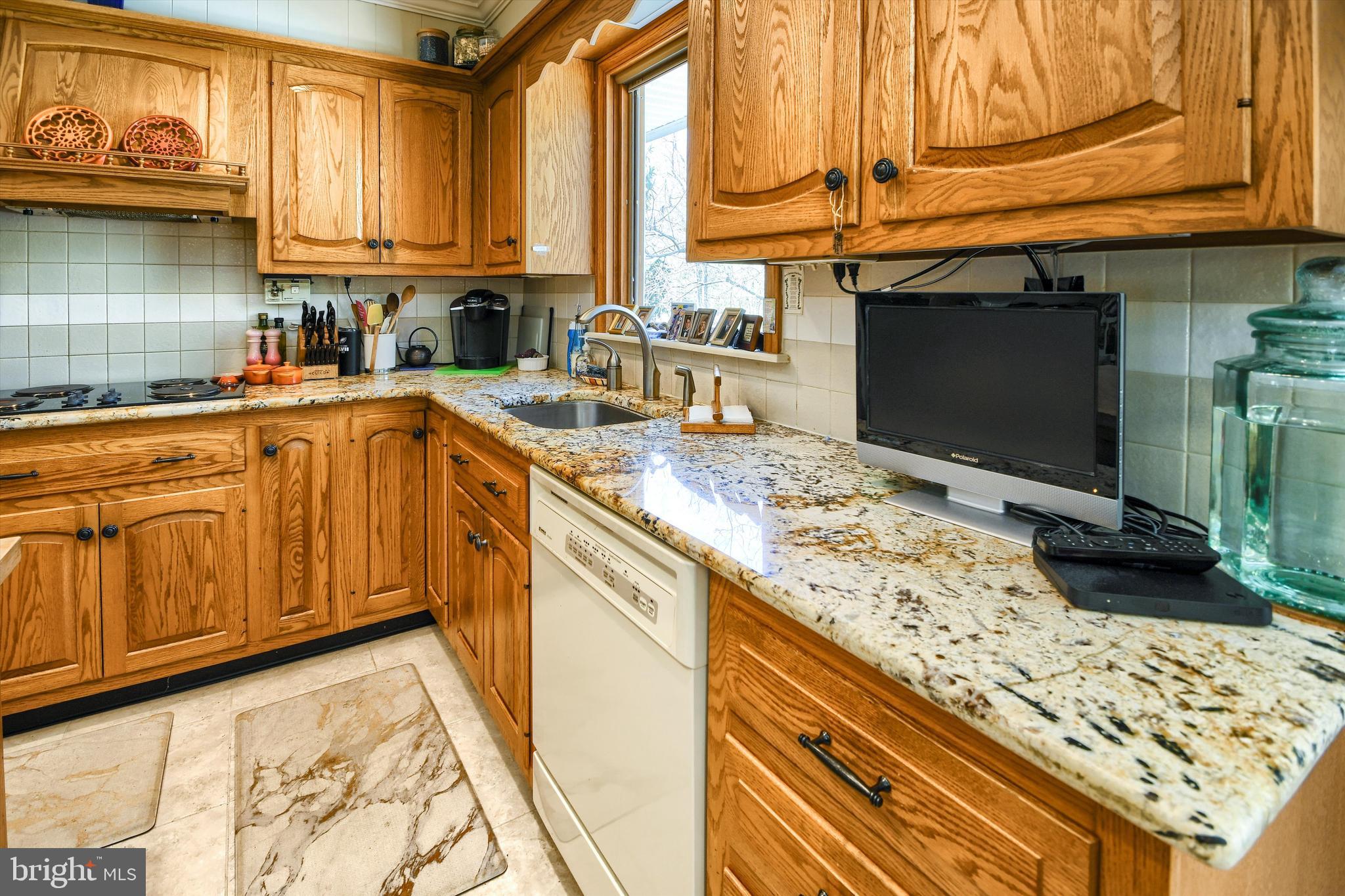 THE PINES - Residential