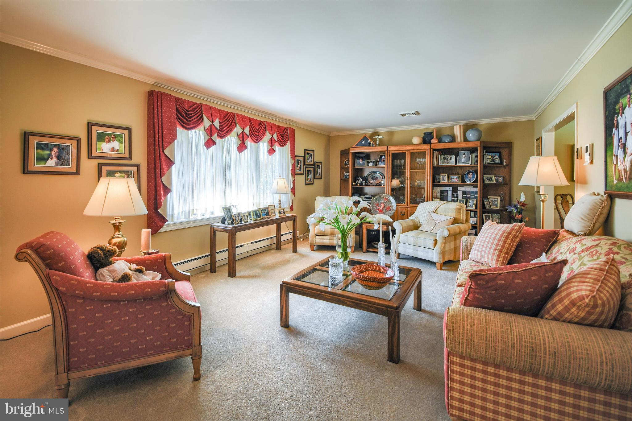 THE PINES - Residential