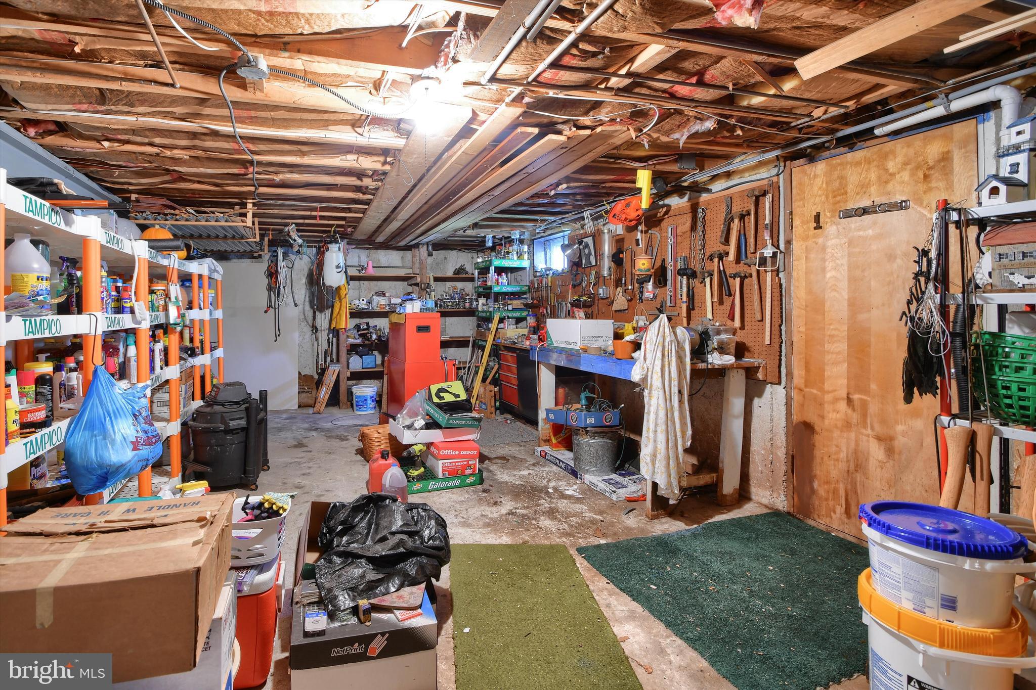 THE PINES - Residential