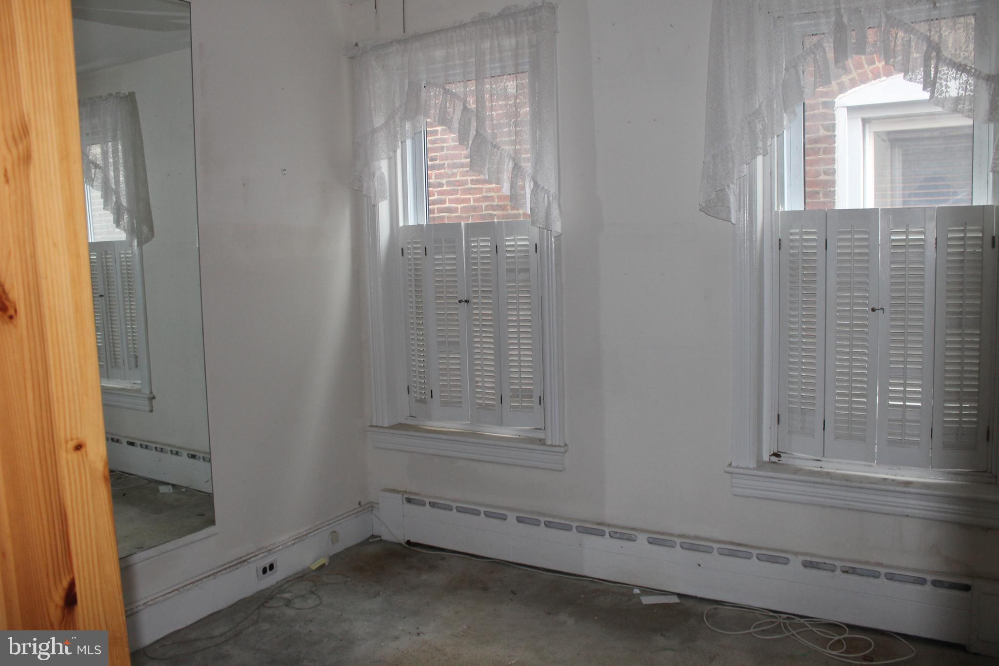 PHILADELPHIA - Residential