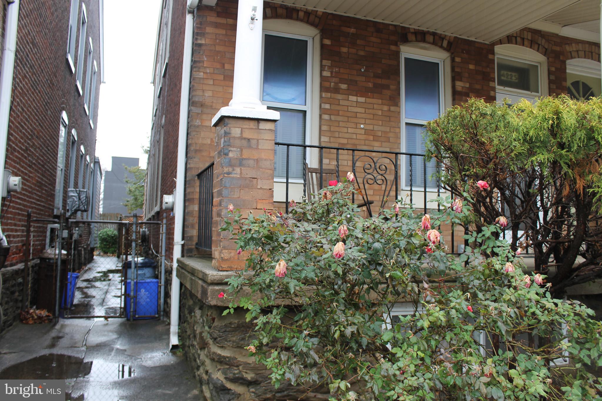 PHILADELPHIA - Residential