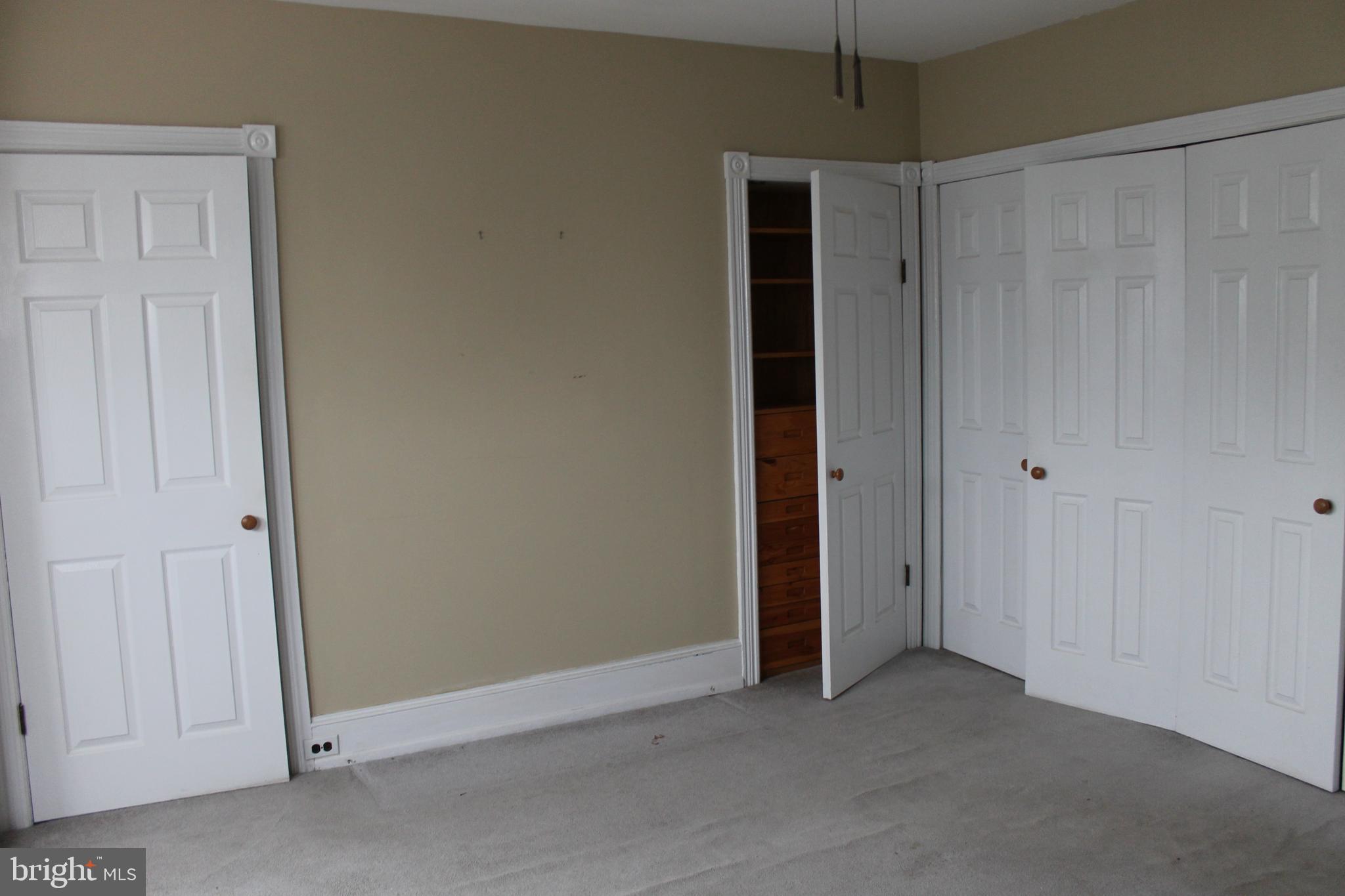 PHILADELPHIA - Residential