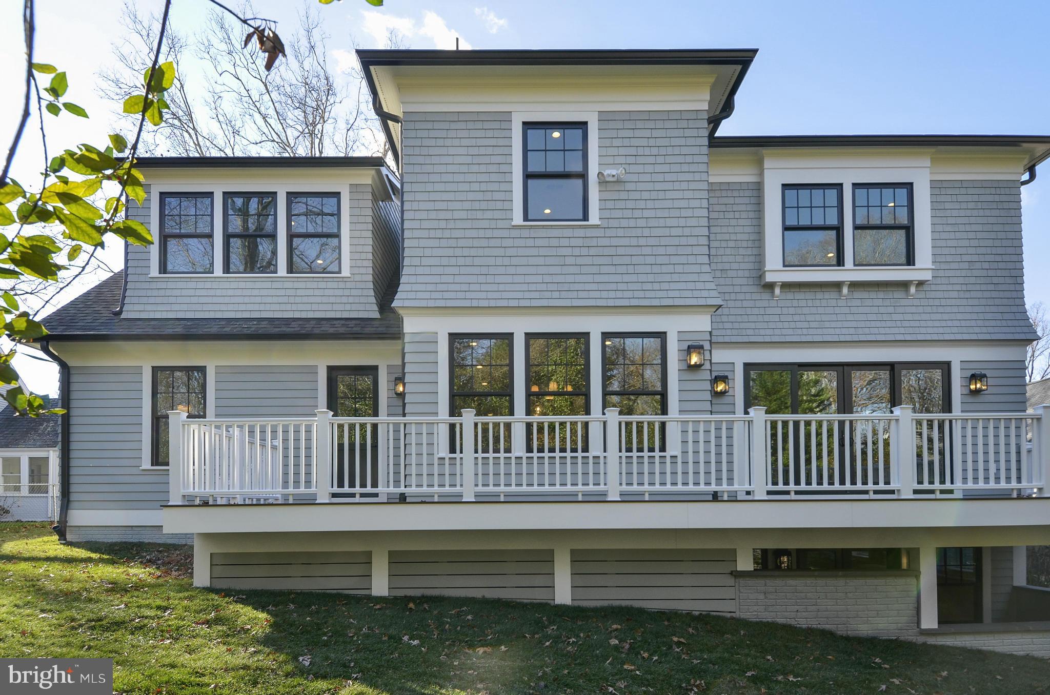 ENGLISH VILLAGE - Residential