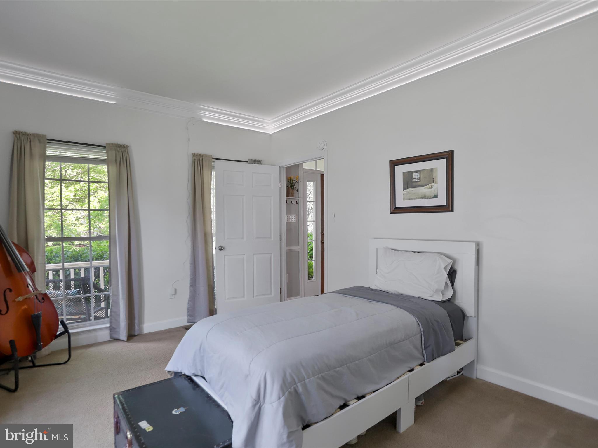 THE VILLAGE OF WASHINGTON TRAIL - Residential