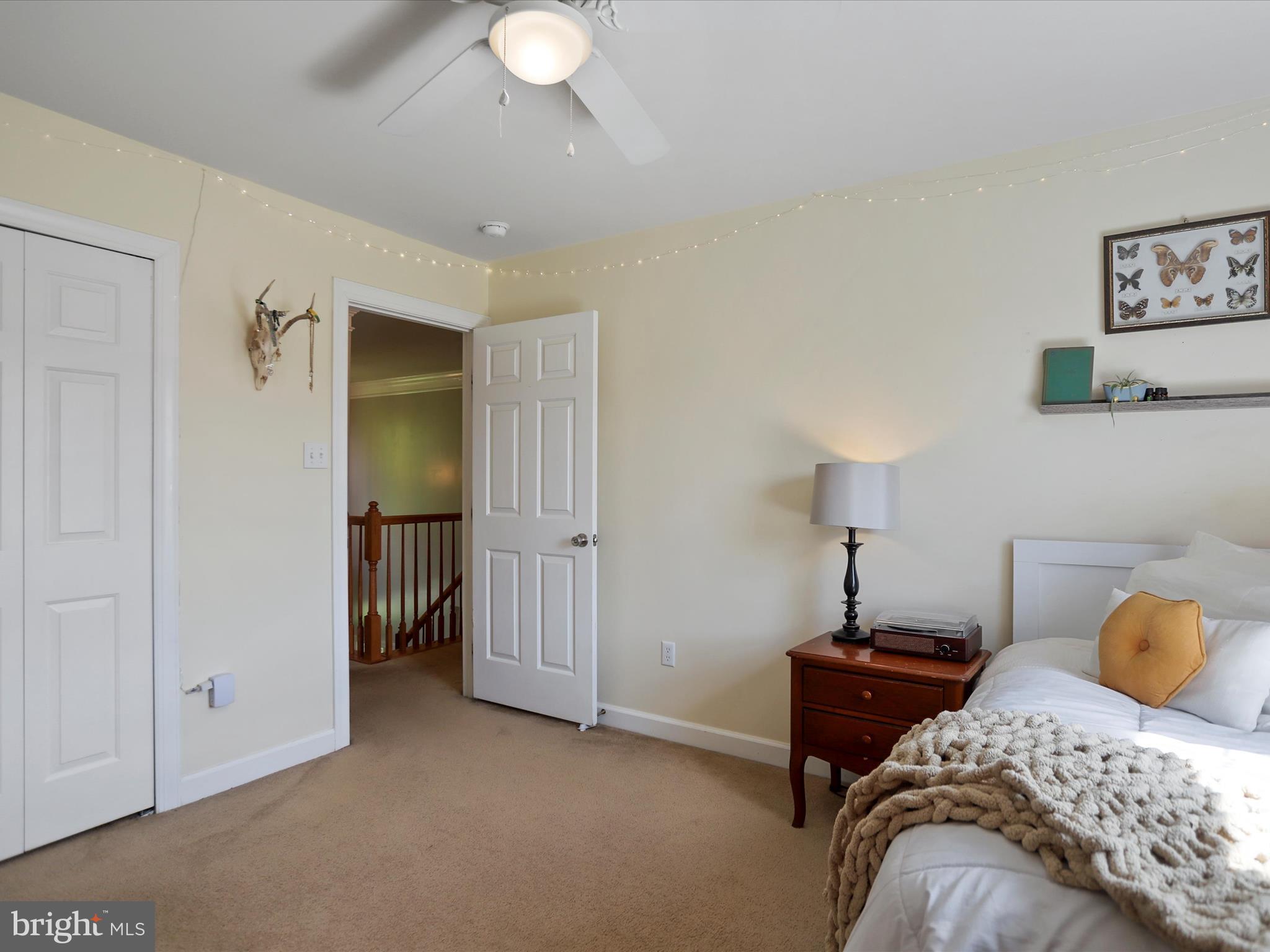 THE VILLAGE OF WASHINGTON TRAIL - Residential