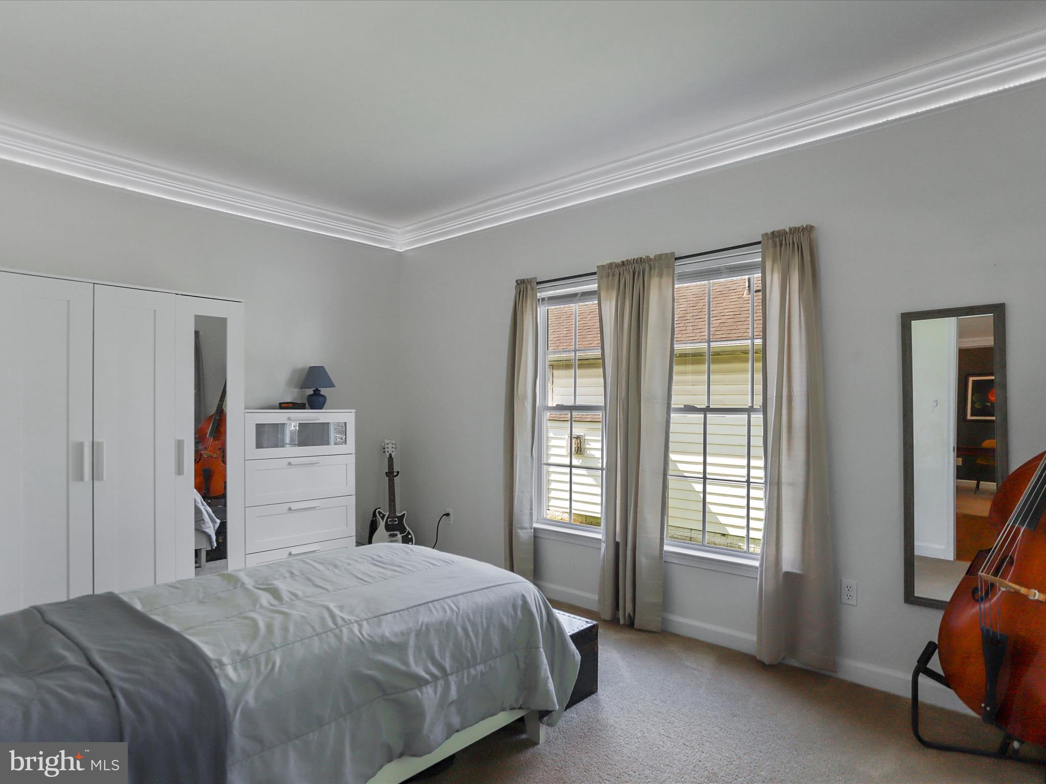 THE VILLAGE OF WASHINGTON TRAIL - Residential