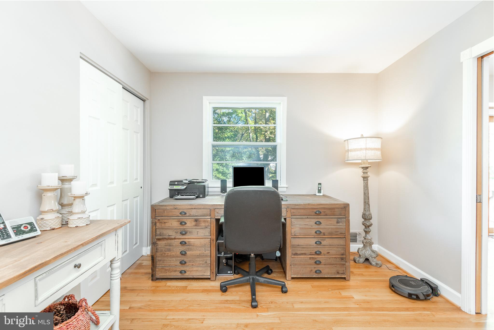 TOWN AND COUNTRY ESTATES - Residential