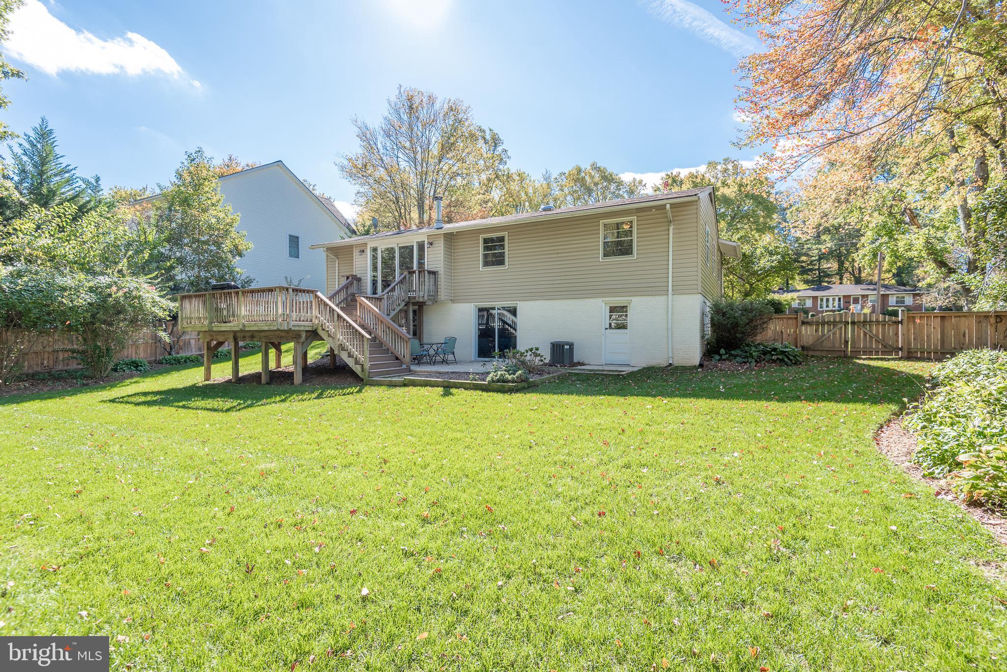 TOWN AND COUNTRY ESTATES - Residential