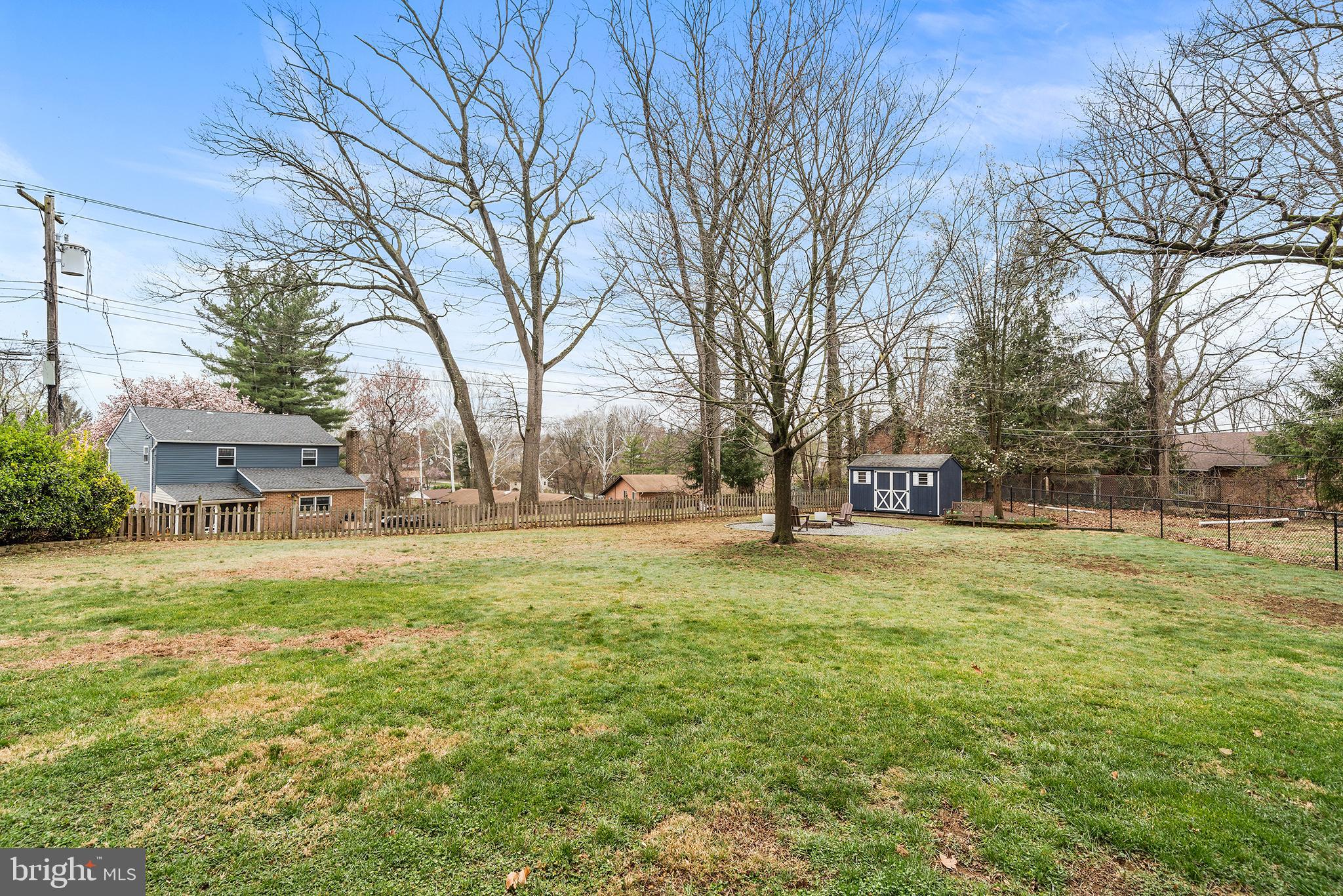 LYNNWOOD - Residential