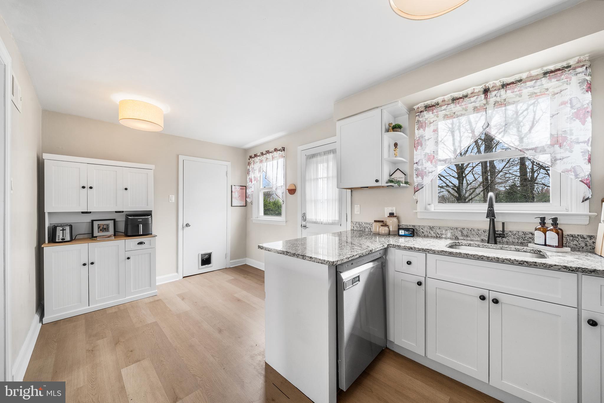 LYNNWOOD - Residential