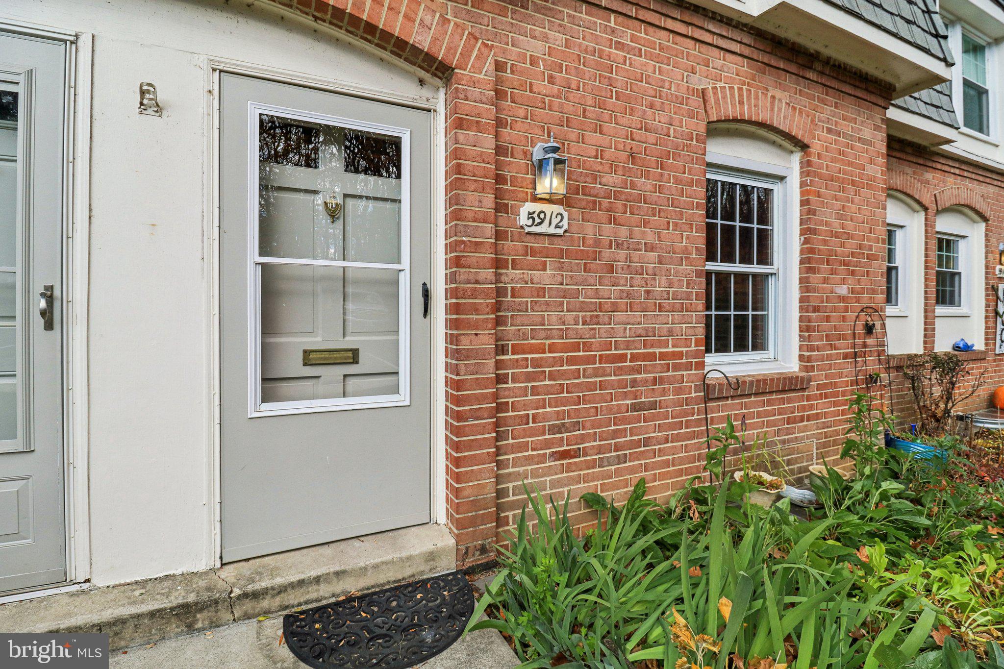 5912 MINUTEMEN ROAD 295