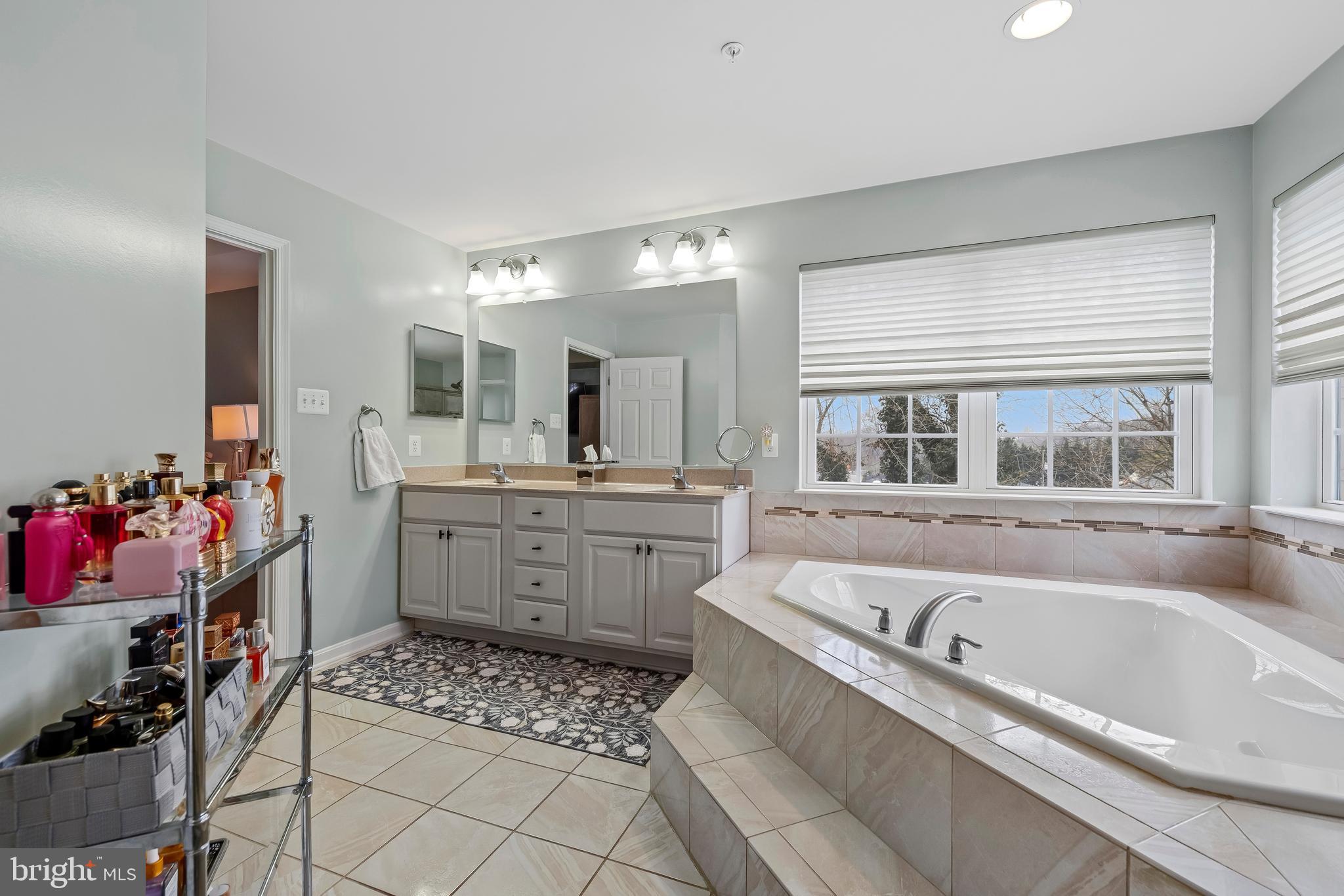 MAGNOLIA GLEN - Residential