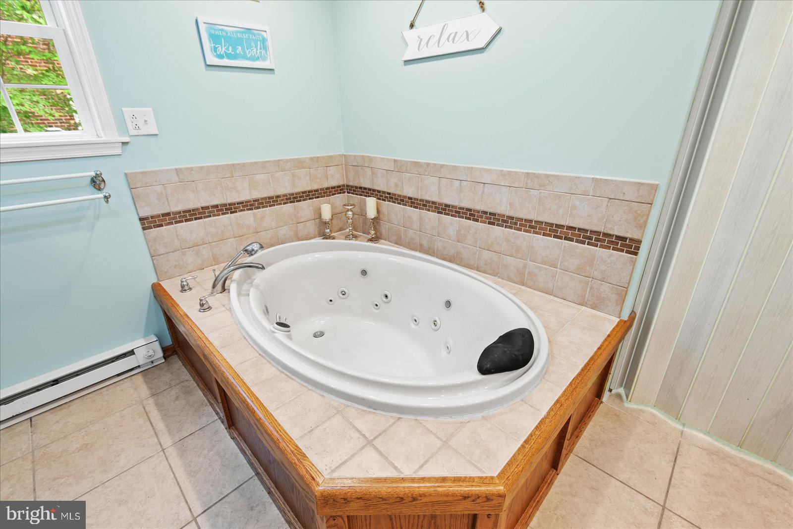 BLUFF POINT - Residential