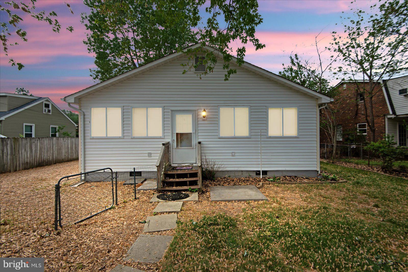 BLUFF POINT - Residential