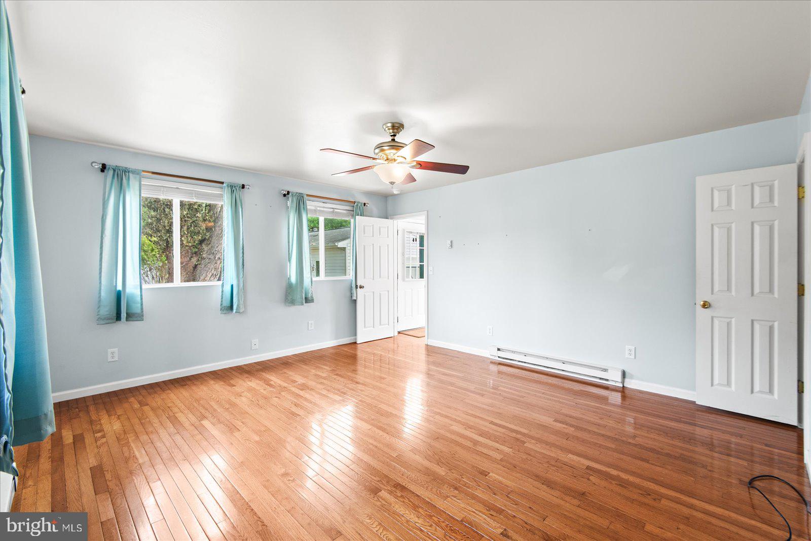 BLUFF POINT - Residential