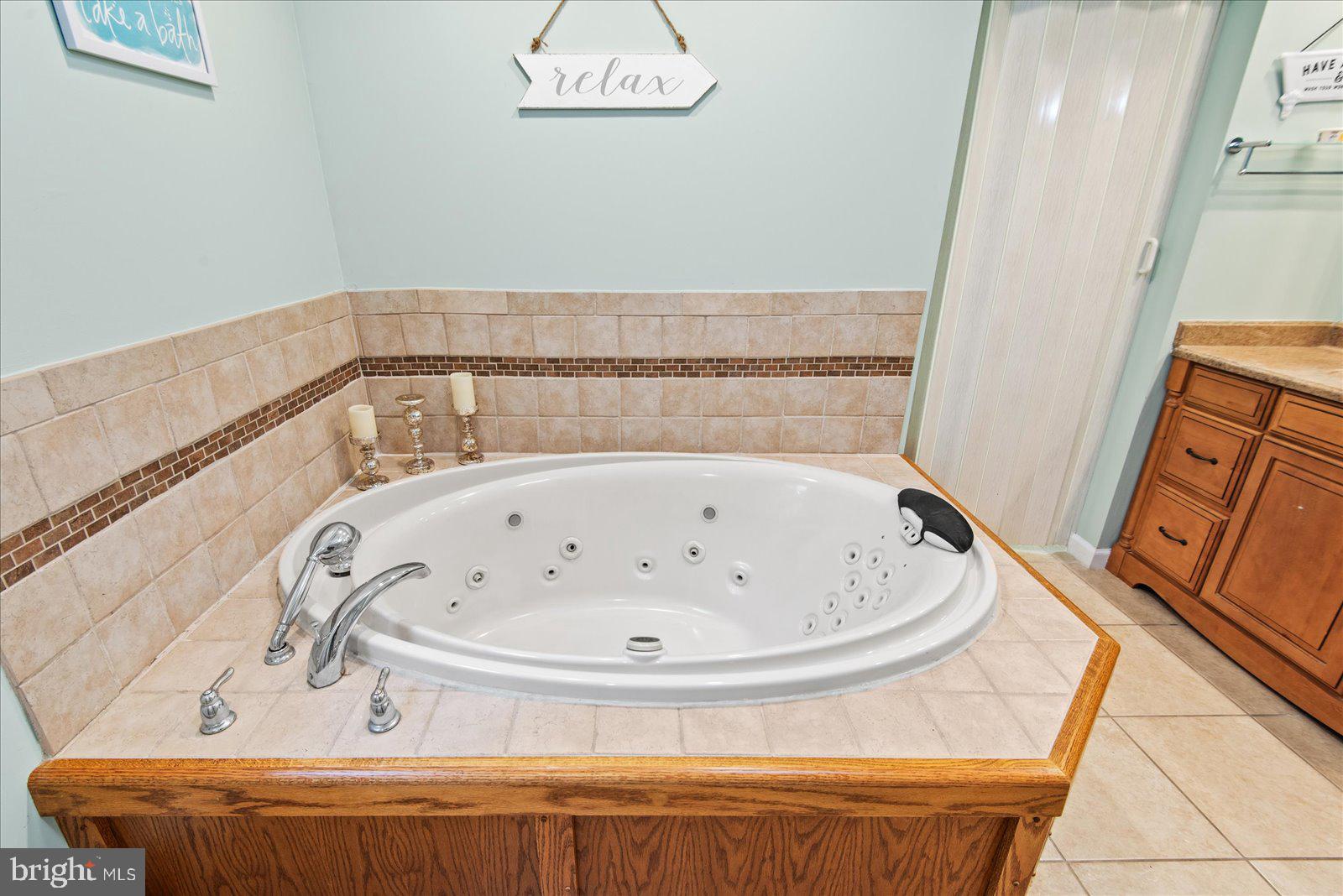 BLUFF POINT - Residential