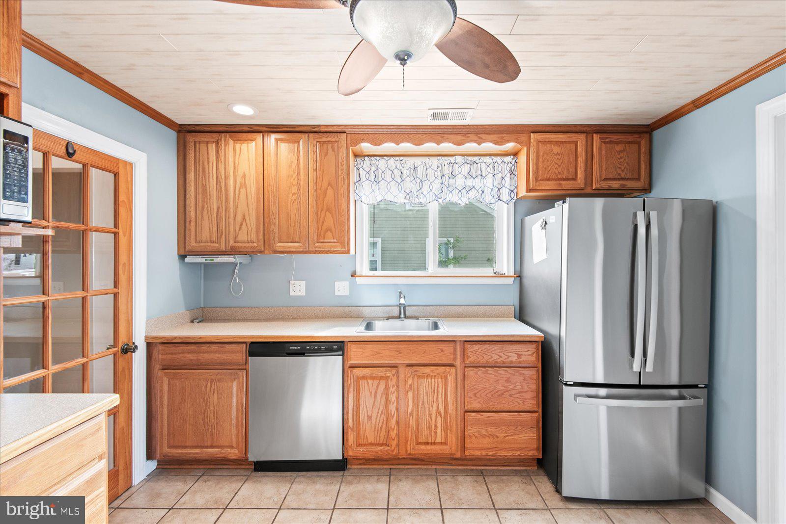 BLUFF POINT - Residential