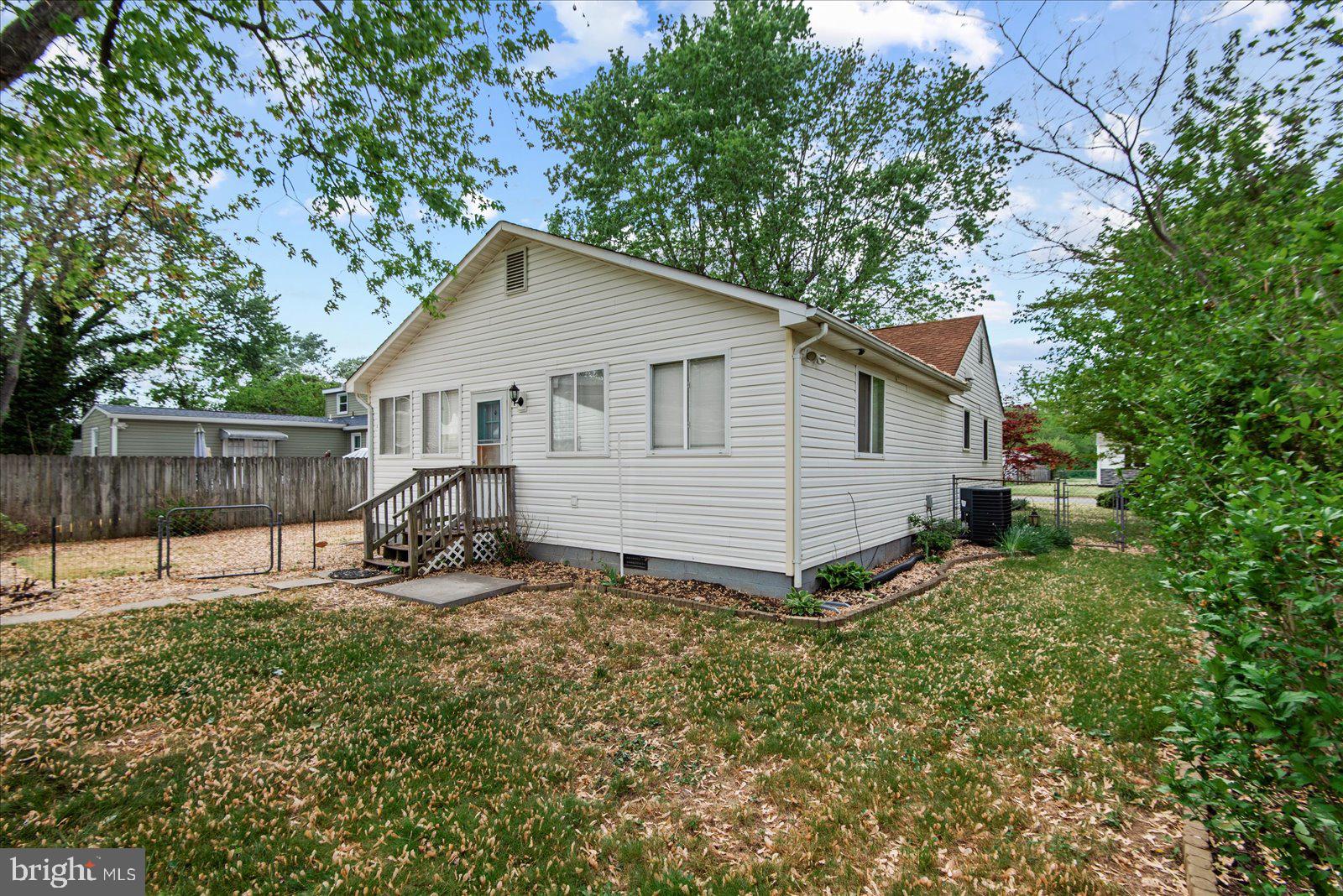 BLUFF POINT - Residential